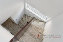 Treppe Urbaner Lifestyle trifft Dachterrassen-Feeling - Maisonette-Wohnen in Toplage von Sandhausen