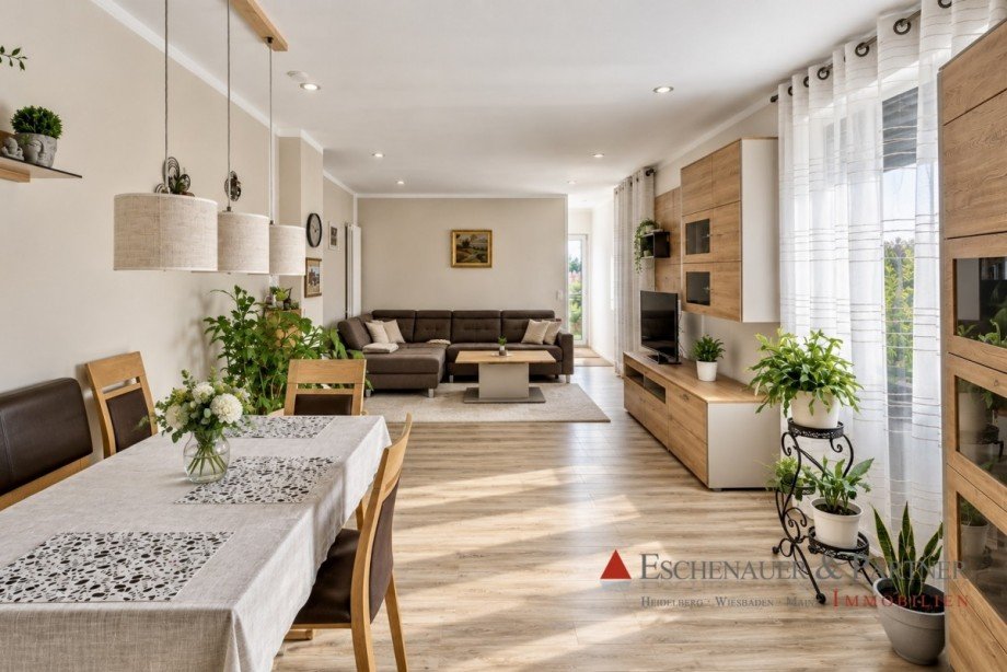 Wohnzimmer Hauptwohnung OG Haus Eppertshausen