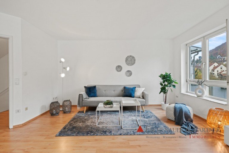 Wohnzimmer Heidelberg Maisonettewohnung IDEAL F�R PAARE UND KLEINFAMILIEN - Maisonette-Wohnung mit toller Aussicht in HD-Ziegelhausen