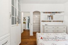 Schlafzimmer 2.OG EINZIEHEN UND WOHLF�HLEN - Gro�z�giges Reihenmittelhaus mit viel Platz f�r die ganze Familie