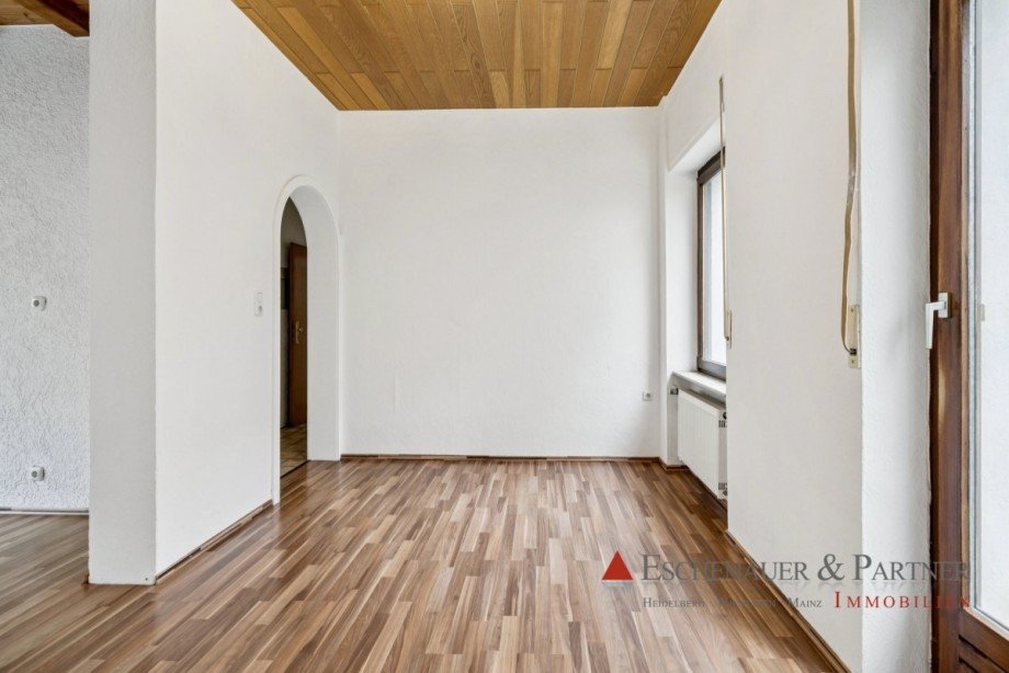 Wohnzimmer EG Zweifamilienhaus Wiesbaden