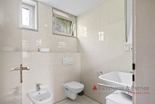 Badezimmer Wohnen trifft Natur - Gro�z�gige Gartenwohnung mit Einbauk�che