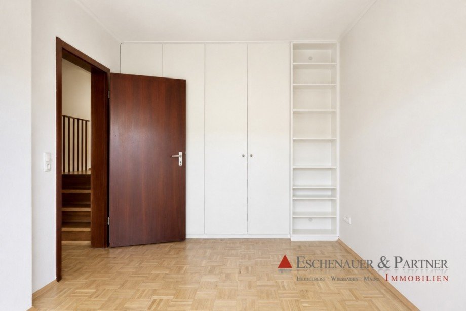 Schlafzimmer Reihenendhaus Eppstein