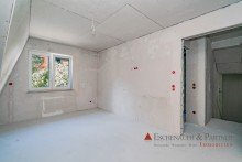 Schlafzimmer DG ERSTBEZUG NACH SANIERUNG - Helle 3 Zimmer Dachgeschosswohnung in kleinem Mehrfamilienhaus