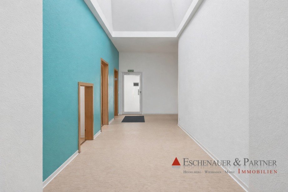 Flur B�rohaus Eberbach