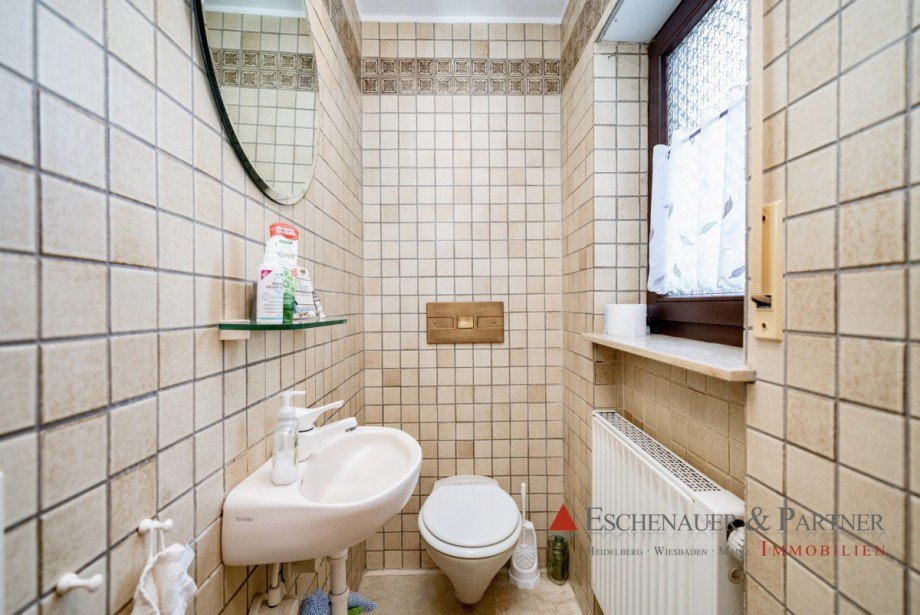G�ste-WC Doppelhaush�lfte Sch�nau