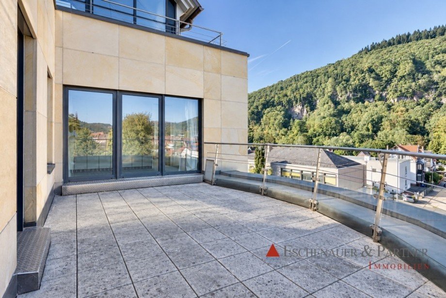Terrasse 2. OG B�rohaus Neckargem�nd
