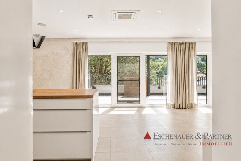Wohnzimmer Heidelberg Penthousewohnung LUXUS-PENTHOUSE MIT NECKARBLICK - neuwertig | barrierefrei | einzugsbereit