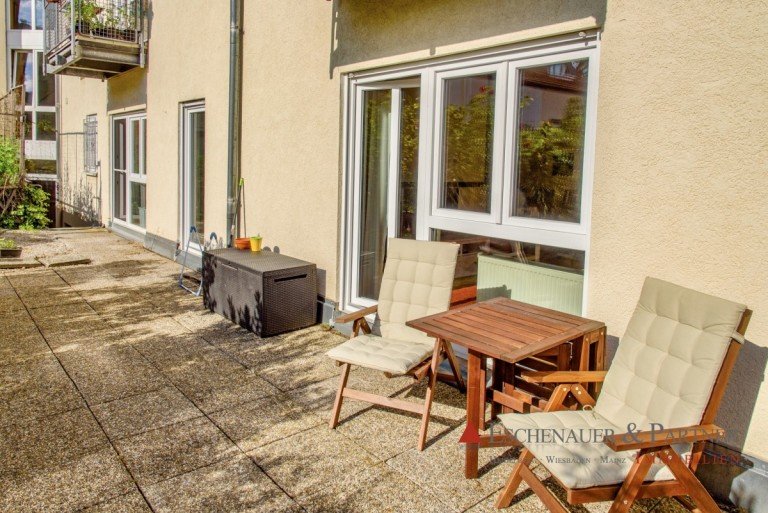 Terrasse Heidelberg Erdgeschosswohnung Gem�tliche Erdgeschosswohnung mit ca. 23 qm gro�er Sonnenterrasse
