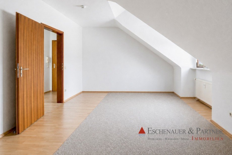 Schlafzimmer (altes Bild) Dachgeschosswohnung Reilingen