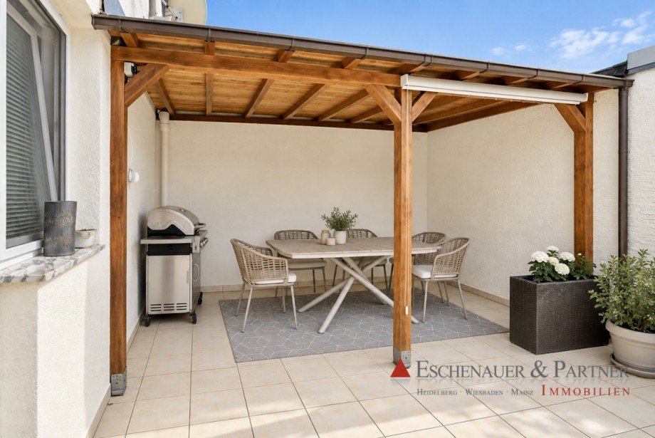 Terrasse Hauptwohnung OG Haus Eppertshausen