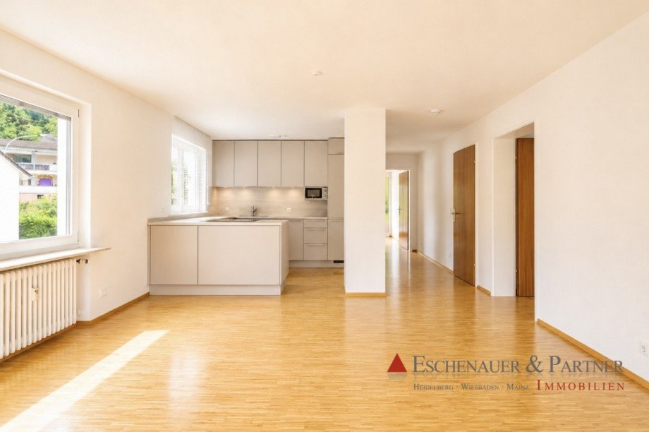 Wohn-/ Essbereich Etagenwohnung Neckargem�nd