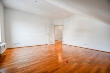 Kinderimmer �BER DEN D�CHERN VON NU�LOCH - Gro�e Dachgeschosswohnung mit  toller Dachterrasse