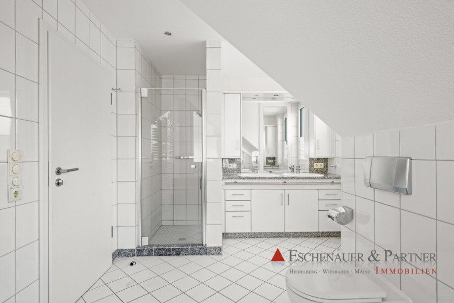 Badezimmer (DG) Einfamilienhaus Mannheim / Seckenheim