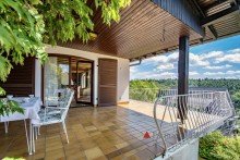 Terrasse Gro�z�giges Einfamilienhaus mit herrlichem Blick ins Gr�n der Umgebung