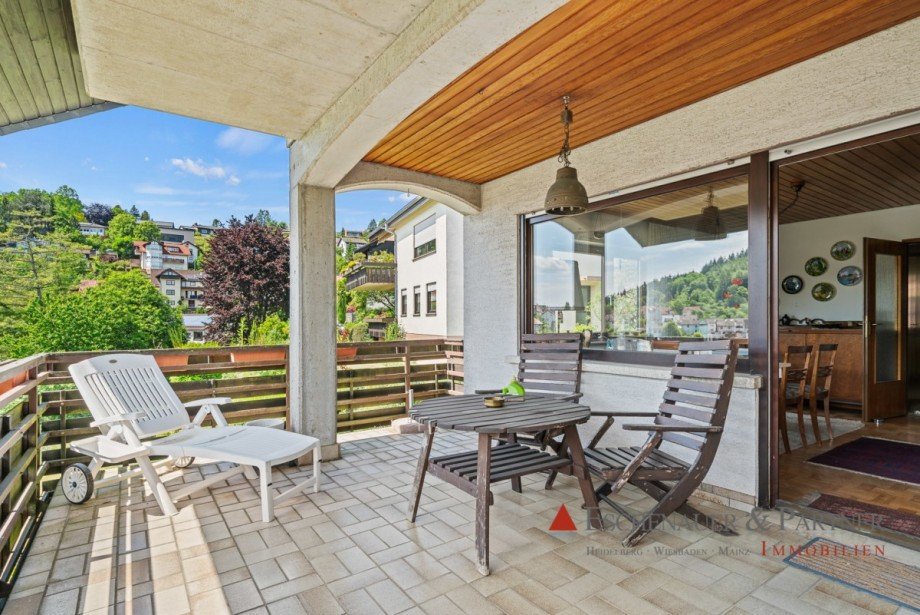 Balkon Mehrfamilienhaus Wilhelmsfeld