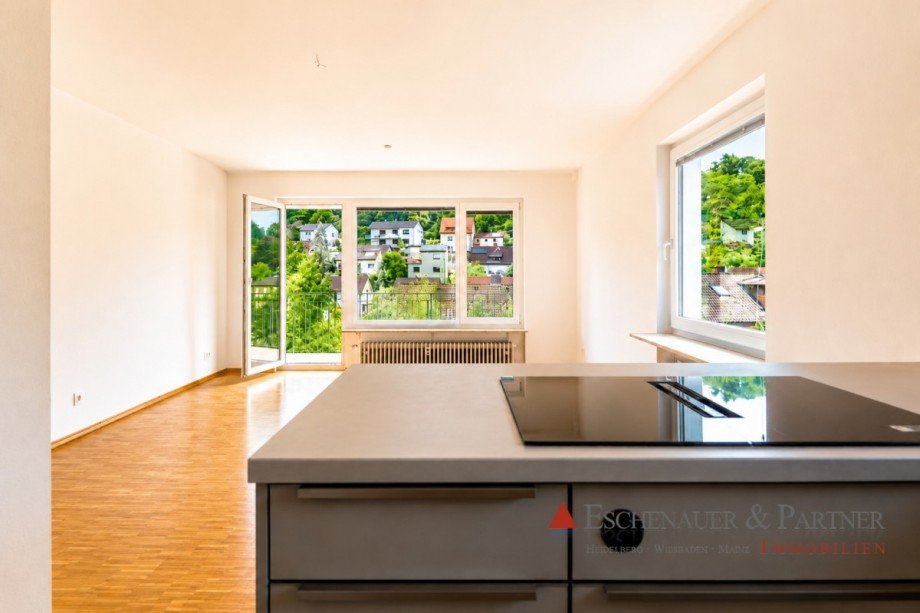 Wohn-/ Essbereich Etagenwohnung Neckargem�nd