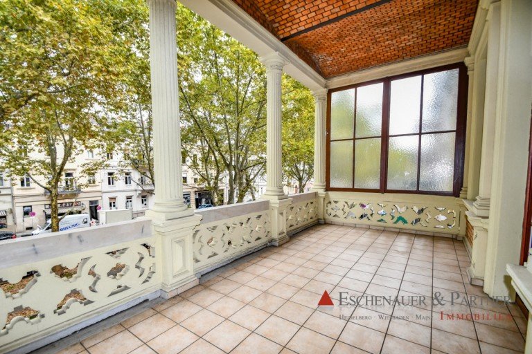 Balkon Wiesbaden Etagenwohnung Traumhafte Altbauwohnung mit gro�em Balkon mitten in Wiesbaden