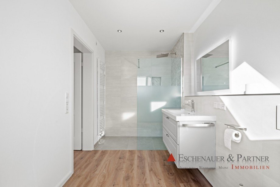 Badezimmer DG Einfamilienhaus Wiesloch