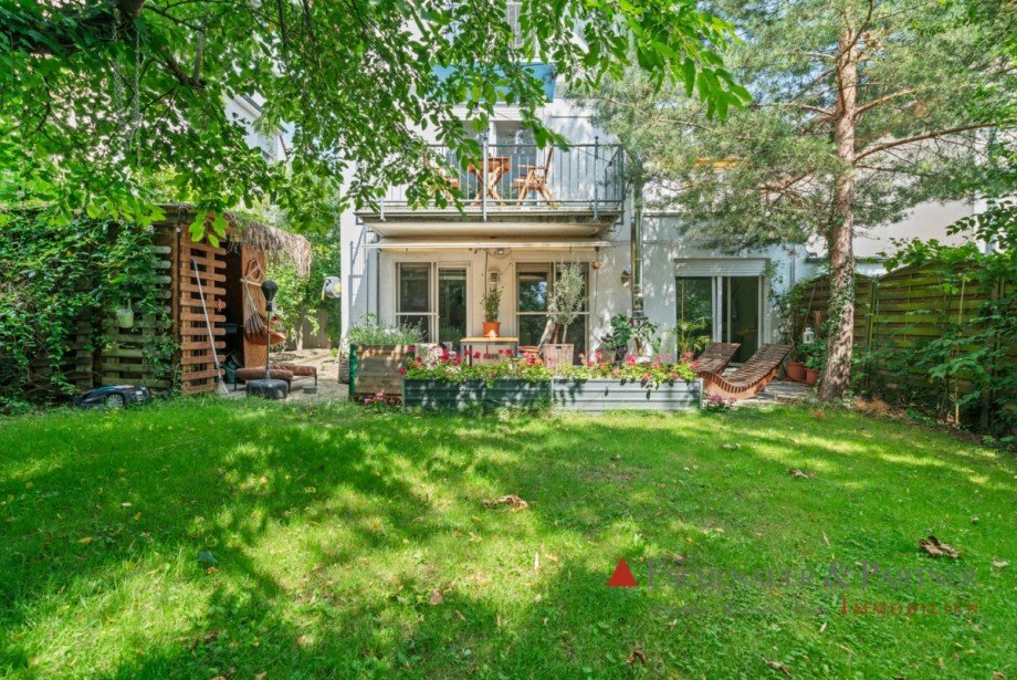 Gartenansicht Hinterhaus Einfamilienhaus Wiesbaden / Schierstein