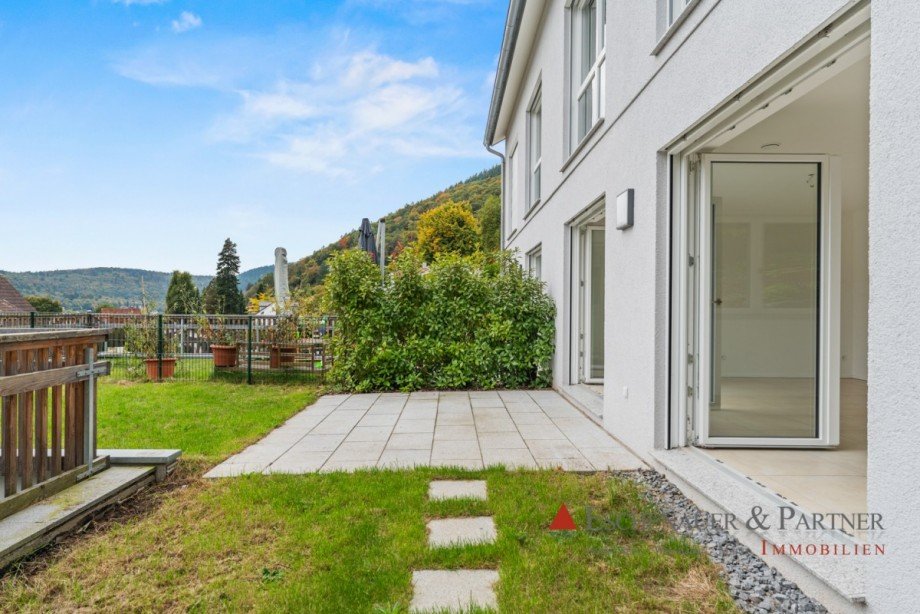 Terrasse Doppelhaush�lfte Neckargem�nd