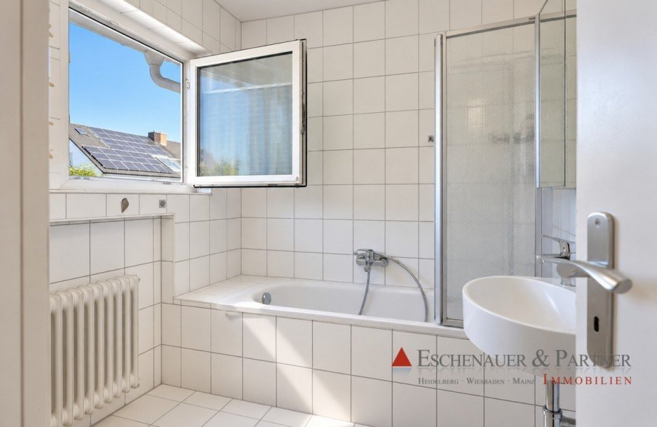 Badezimmer OG Einfamilienhaus Eberbach