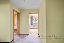 Flur Gro�es Ein- Zweifamilienhaus mit traumhafter Terrasse und Aussicht in Wilhelmsfeld!